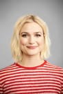 Alison Sudol isQueenie Goldstein