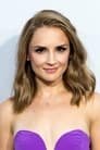 Rachael Leigh Cook isJosie McCoy