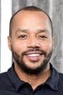 Donald Faison isD.J. - Du Jour