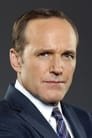 Clark Gregg isOfficer Hannagan