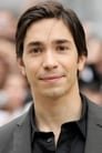 Justin Long isAlvin (voice)