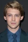 Joe Alwyn isHenry Wallace