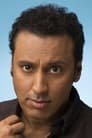 Aasif Mandvi isCoach Murray